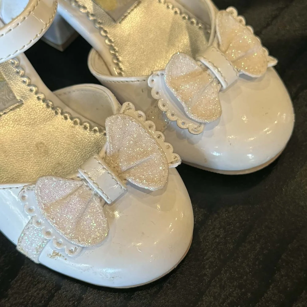 Elegant White Kids Shoes with Bow